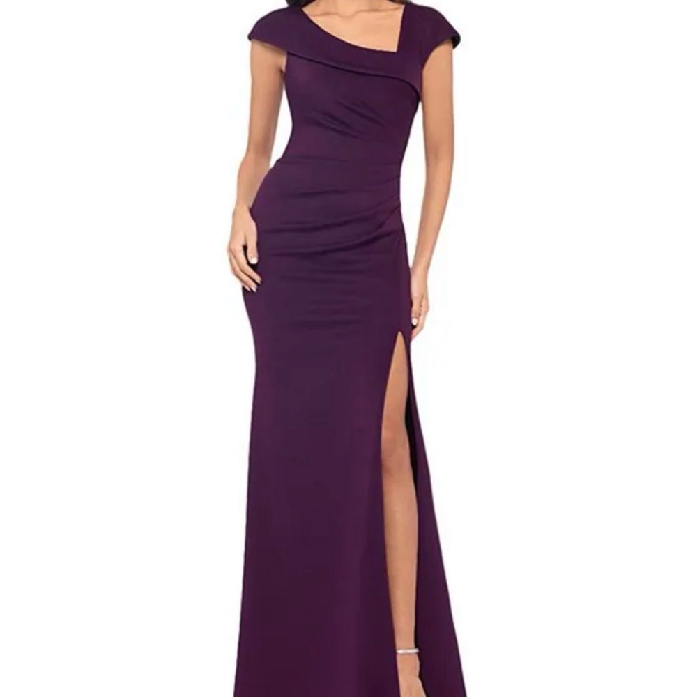 Xscape assymetrical gown